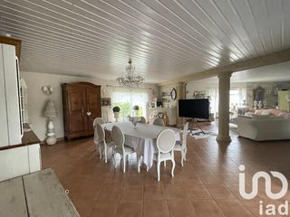  Maison � vendre 5 pi�ces 240 m�