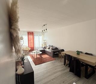  Appartement � vendre 4 pi�ces 82 m�