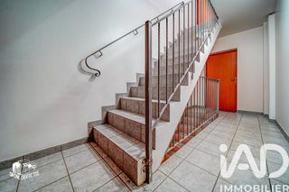  Immeuble � vendre 325 m�