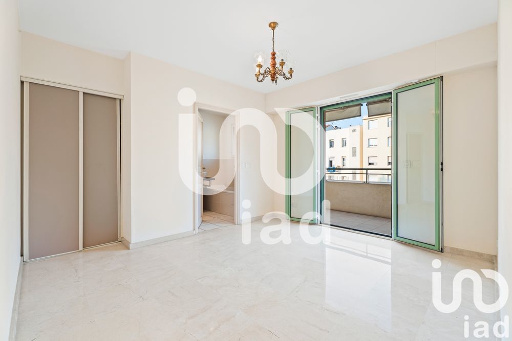� vendre  Appartement Antibes (06600)
