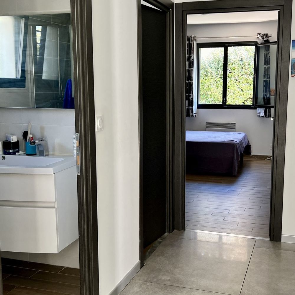 � vendre  Maison Saint-Zacharie (83640)