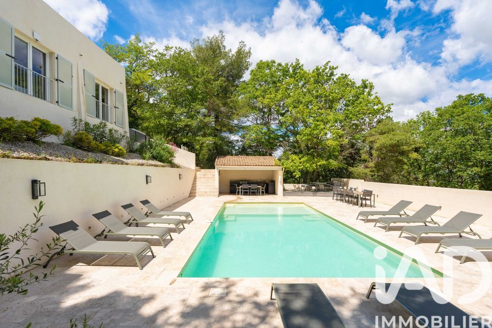 � vendre  Maison Mimet (13105)