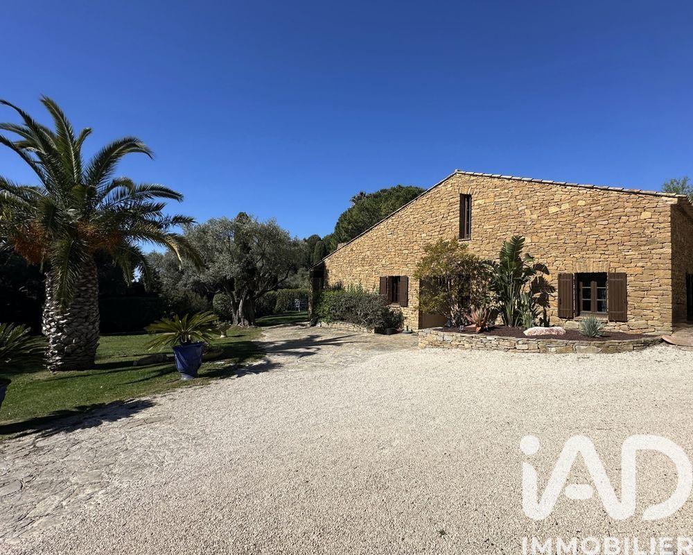 � vendre  Maison Saint-Cyr-sur-Mer (83270)