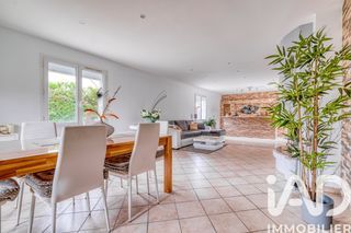  Maison � vendre 8 pi�ces 218 m�