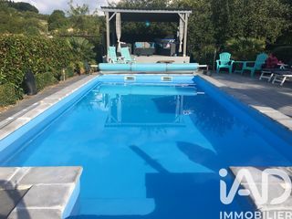  Maison � vendre 9 pi�ces 208 m�