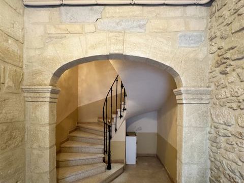   Location Appartement 3 pi�ces Appartement - 3 pi�ce(s) - 70 m�