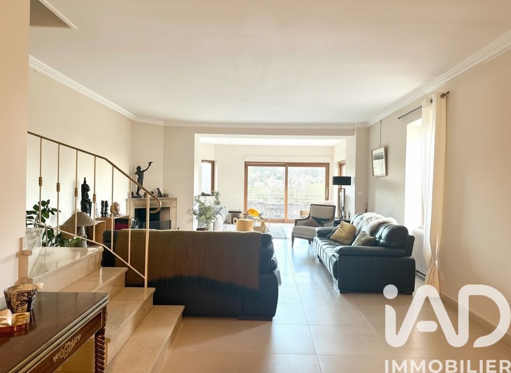 � vendre  Maison Dommartin (69380)