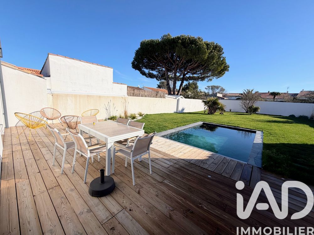 � vendre  Maison Sainte-Marie-de-R� (17740)