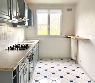  Appartement � vendre 4 pi�ces 74 m�