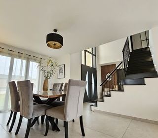  Maison � vendre 5 pi�ces 156 m�