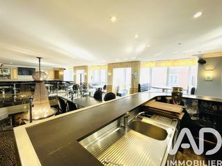  Immeuble � vendre 570 m�