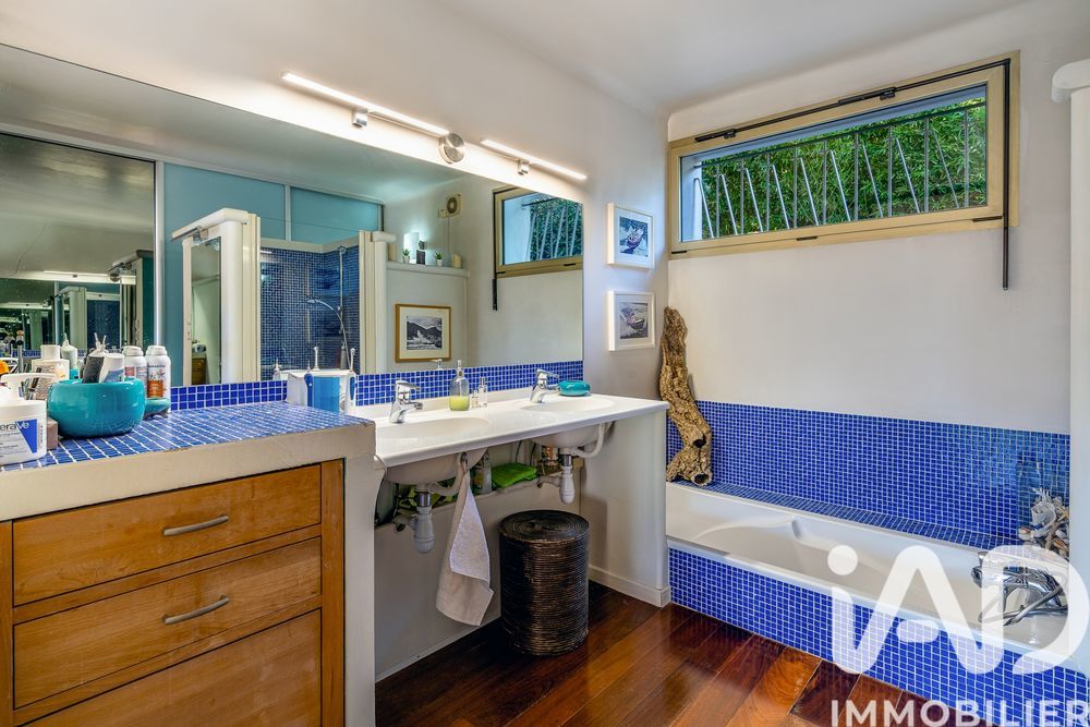 � vendre  Maison Aubagne (13400)