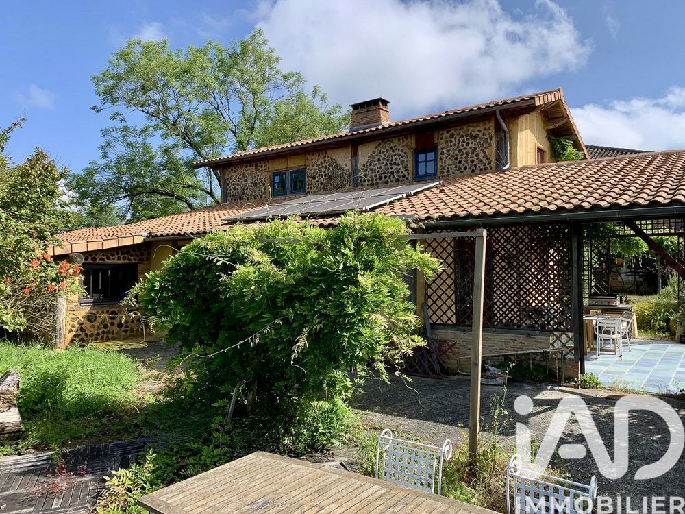 � vendre  Maison Bussi�re-Badil (24360)