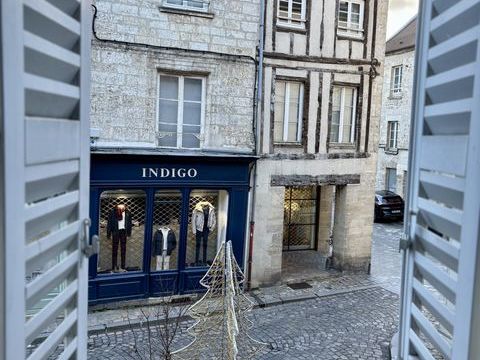 Vente B&acirc;timent 5 pi&egrave;ces 242000 60300 Senlis