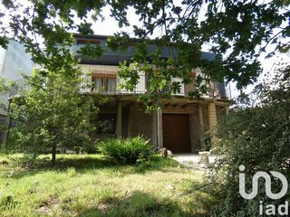  Maison � vendre 10 pi�ces 180 m�