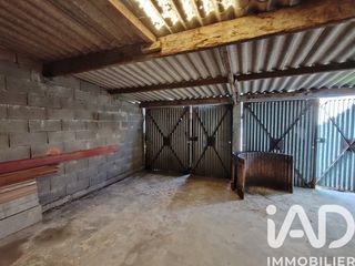 Parking / Garage � vendre 121 m�