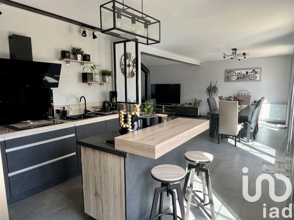 � vendre  Maison Aubagne (13400)