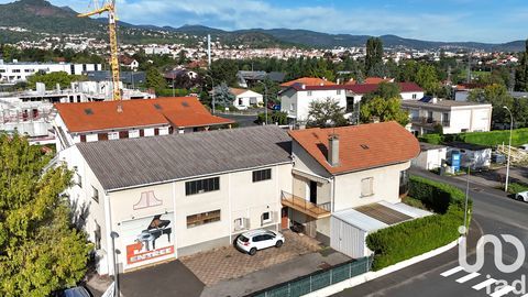   Vente Maison traditionnelle 9 pi�ces Maison - 9 pi�ce(s) - 195 m�