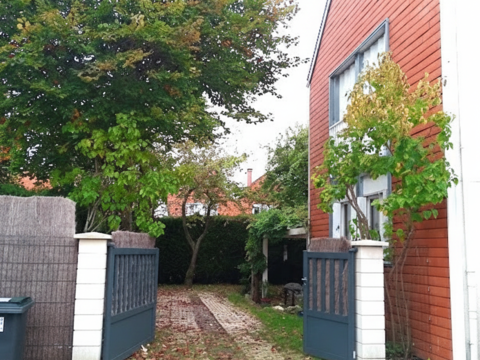   Vente Maison/villa 8 pi�ces Maison - 8 pi�ce(s) - 185 m�