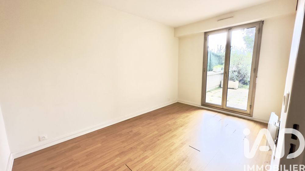� vendre  Appartement Courbevoie (92400)