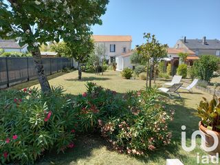  Maison � vendre 9 pi�ces 230 m�