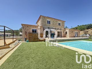  Maison � vendre 7 pi�ces 218 m�