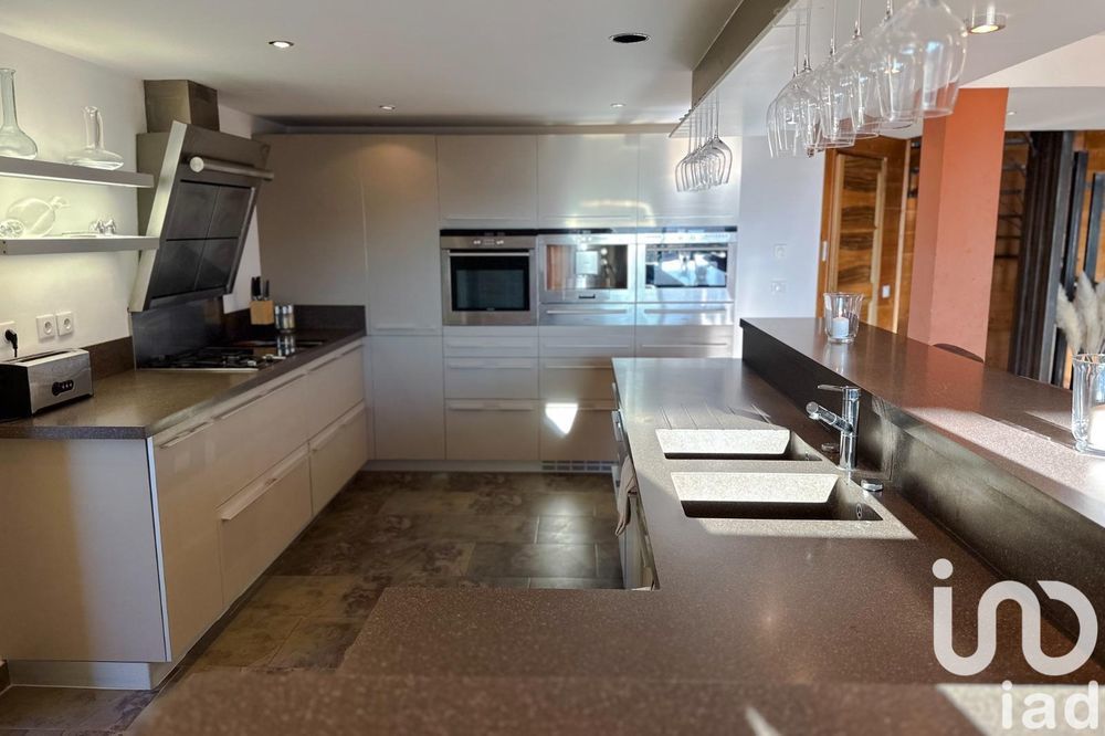 � vendre  Maison Eyne (66800)