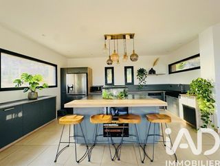  Villa � vendre 6 pi�ces 194 m�