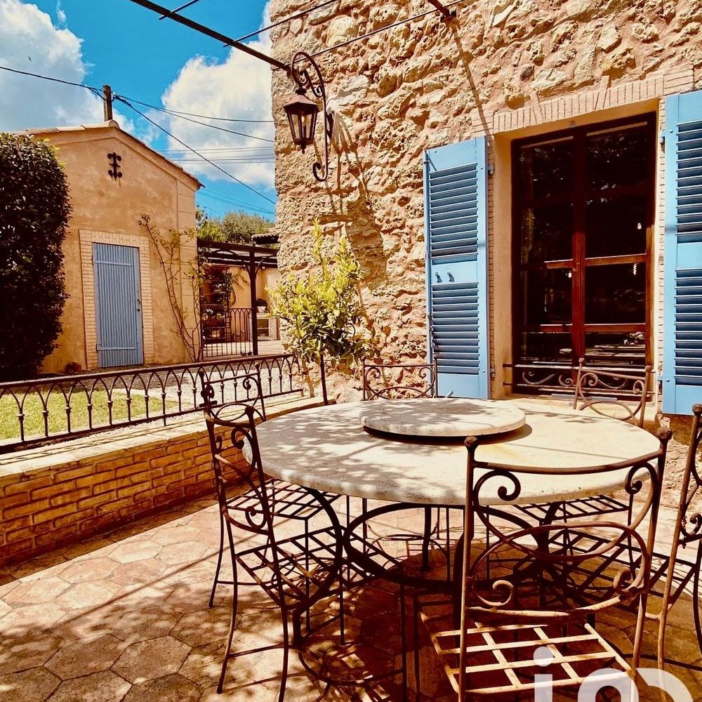 � vendre  Maison Le Cannet-des-Maures (83340)