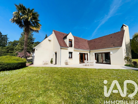   Vente Maison d'architecte 6 pi�ces Villa - 6 pi�ce(s) - 203 m�