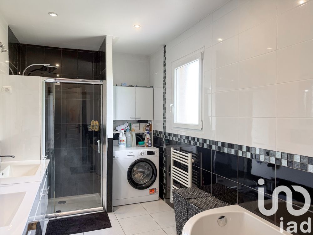 � vendre  Maison Saint-Genis-Laval (69230)