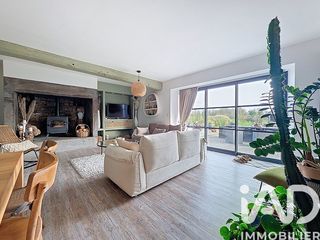  Maison � vendre 6 pi�ces 205 m�