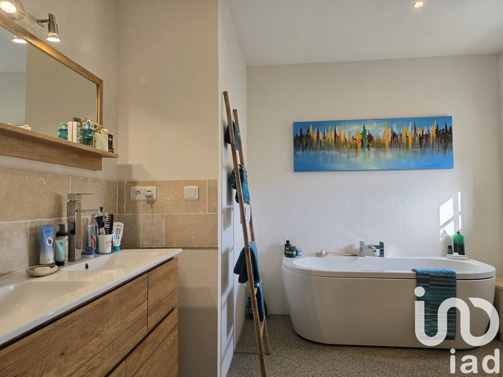 � vendre  Maison Bourg-Charente (16200)