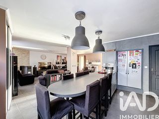  Maison � vendre 10 pi�ces 234 m�