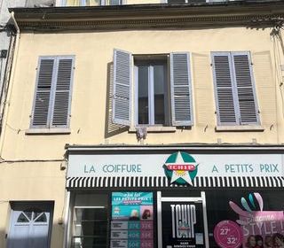  Immeuble � vendre 210 m�