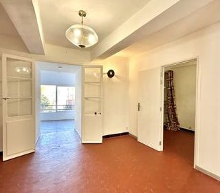  Immeuble � vendre 180 m�