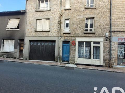   Vente Maison de village 10 pi�ces Maison - 10 pi�ce(s) - 214 m�