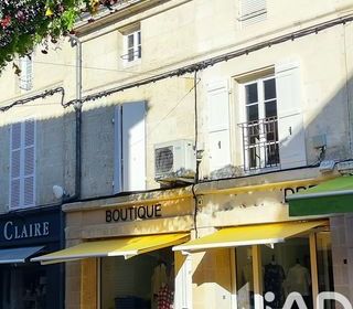  Immeuble � vendre 208 m�