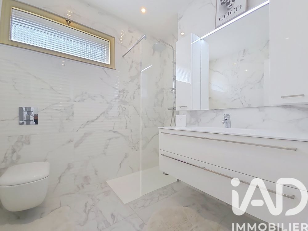 � vendre  Appartement Roquebrune-Cap-Martin (06190)