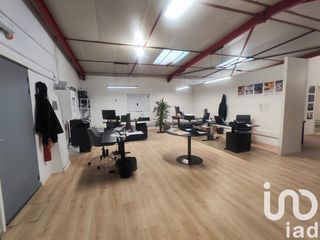  Immeuble � vendre 819 m�