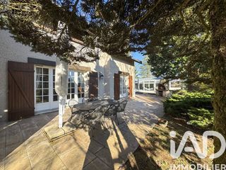  Maison � vendre 7 pi�ces 240 m�