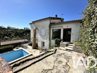  Maison � vendre 8 pi�ces 205 m�