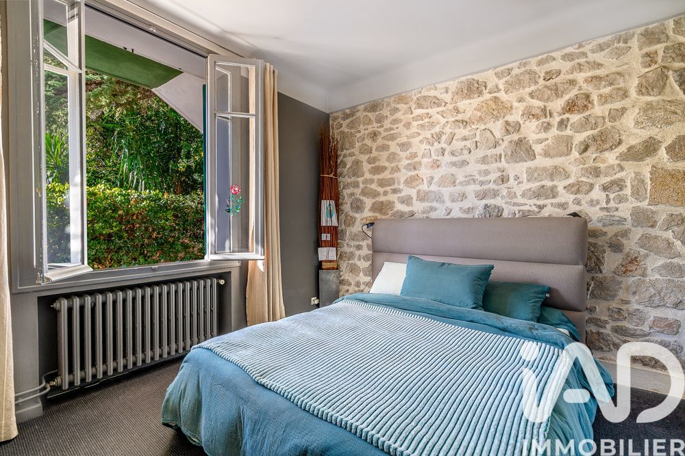 � vendre  Maison Aubagne (13400)