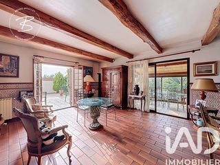  Maison � vendre 7 pi�ces 240 m�