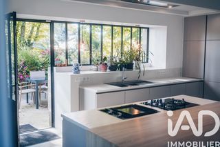  Maison � vendre 12 pi�ces 328 m�