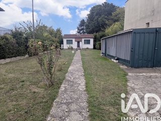  Terrain � vendre 700 m�