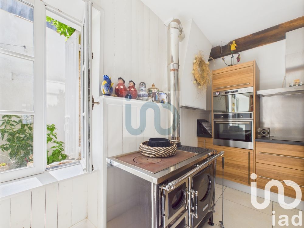 � vendre  Maison Saint-Martin-de-R� (17410)