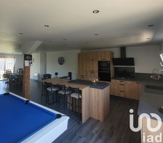  Maison � vendre 5 pi�ces 210 m�