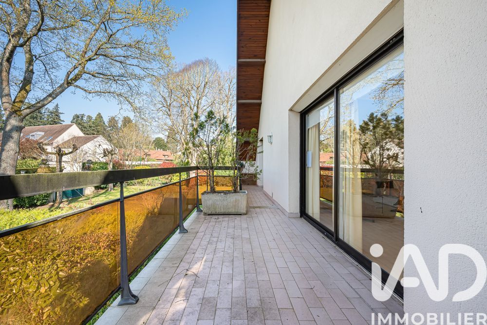 � vendre  Appartement Jouy-en-Josas (78350)