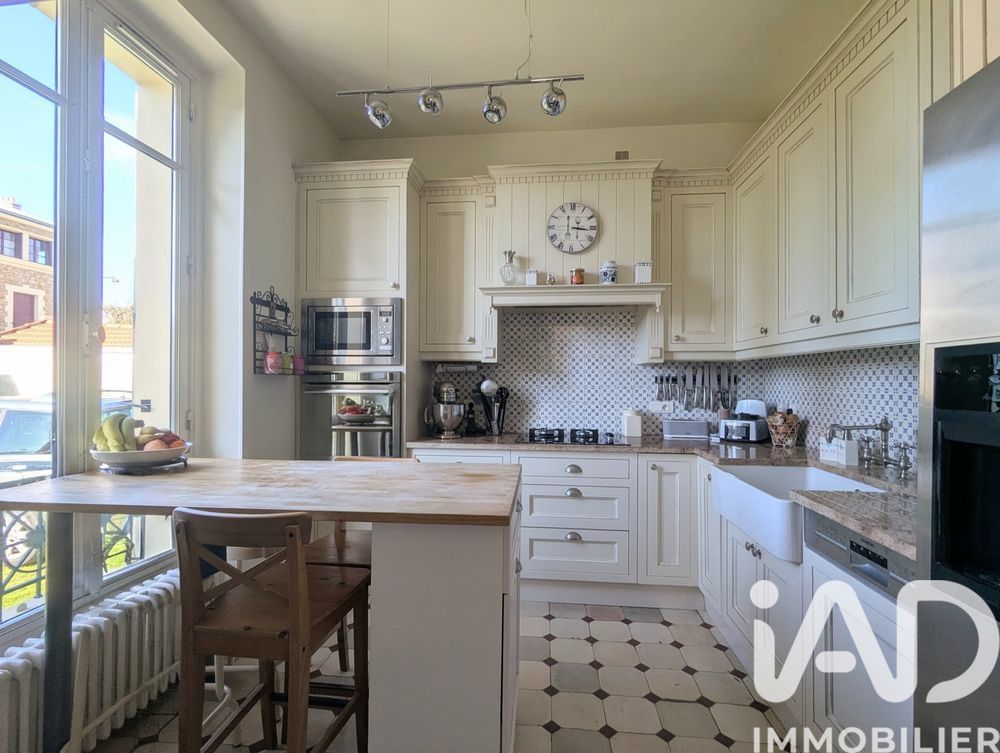 � vendre  Maison Versailles (78000)